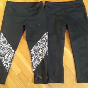 BUNDLE of Fabletics capri leggings sz Small